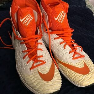 Nearly New Nike Force Savage  15W